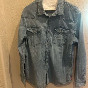 Wrangler denim pearl snap shirt. Lg